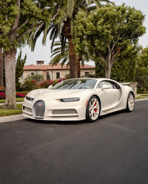 1 of 1 hermes car|Manny Khoshbin’s 1 of 1 Bugatti Chiron habillé par Hermès.